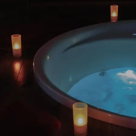 L'eden - Privative Avec Jacuzzi Et Sauna 特镇